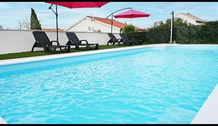 Apartments Majapaula Slatine